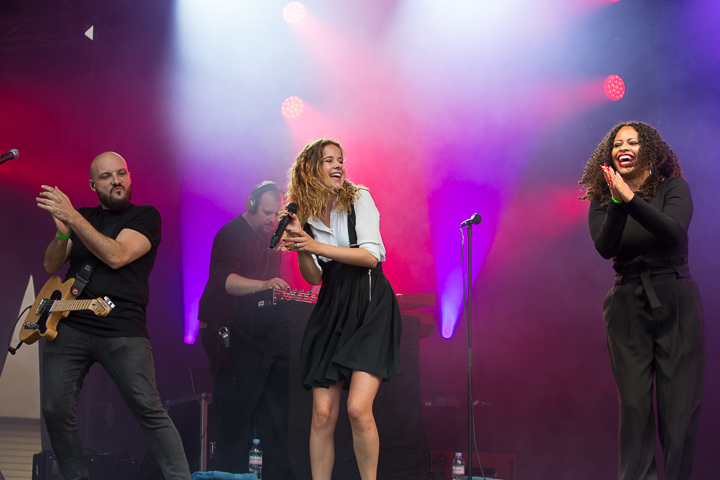 Laura Tesoro @ Kanaalfeesten, picture 14, photographed by Marc Verdonck - FrontView Magazine
