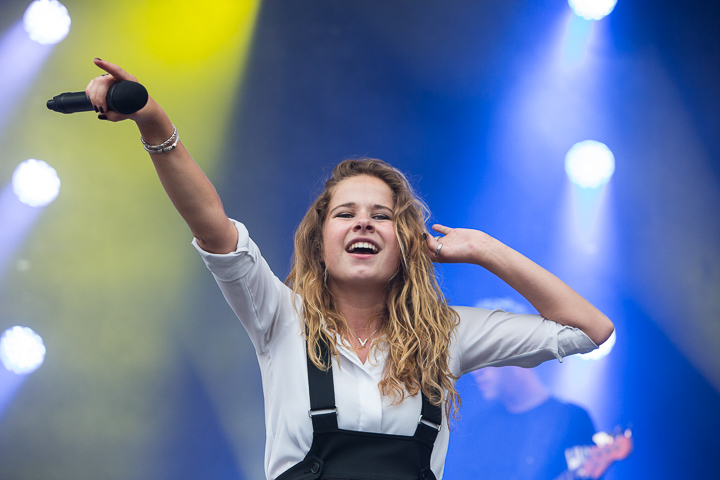 Laura Tesoro @ Kanaalfeesten, picture 29, photographed by Marc Verdonck - FrontView Magazine