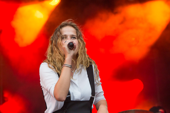 Laura Tesoro @ Kanaalfeesten, picture 36, photographed by Marc Verdonck - FrontView Magazine