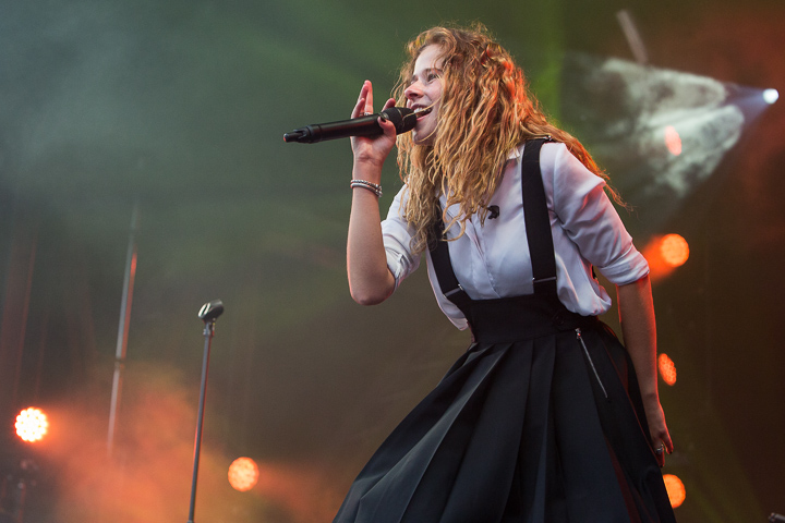 Laura Tesoro @ Kanaalfeesten, picture 41, photographed by Marc Verdonck - FrontView Magazine