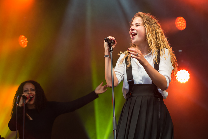 Laura Tesoro @ Kanaalfeesten, picture 44, photographed by Marc Verdonck - FrontView Magazine