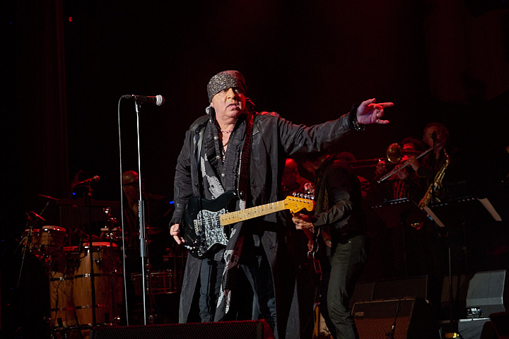 Little Steven and the Disciples of Soul @ De Roma, picture 9, photographed by James Van Roosbroeck - FrontView Magazine
