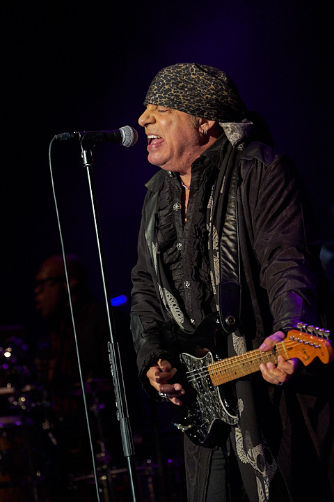 Little Steven and the Disciples of Soul @ De Roma, picture 14, photographed by James Van Roosbroeck - FrontView Magazine