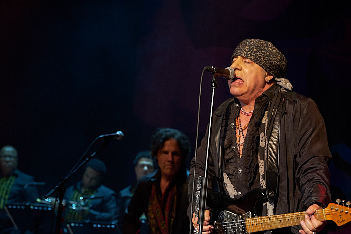 Little Steven and the Disciples of Soul @ De Roma, picture 23, photographed by James Van Roosbroeck - FrontView Magazine