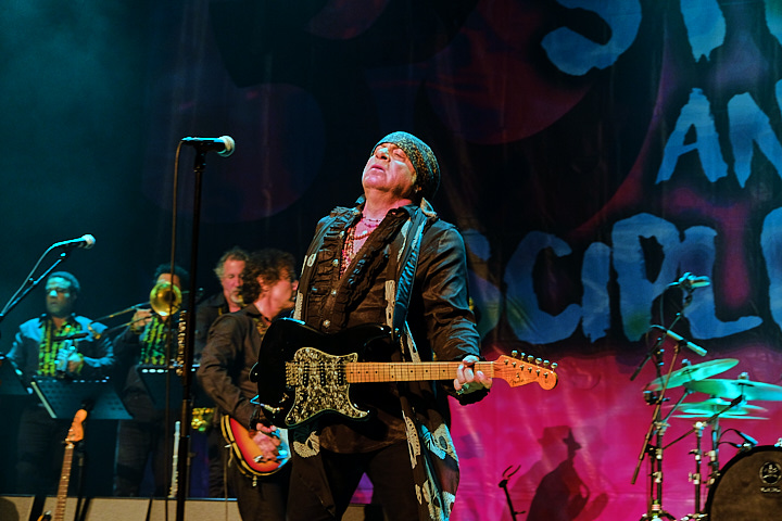 Little Steven and the Disciples of Soul @ De Roma, picture 47, photographed by James Van Roosbroeck - FrontView Magazine