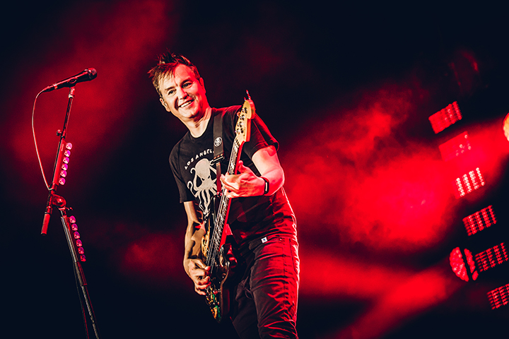blink-182 @ Ahoy Rotterdam, picture 8, photographed by Elke Briers - FrontView Magazine