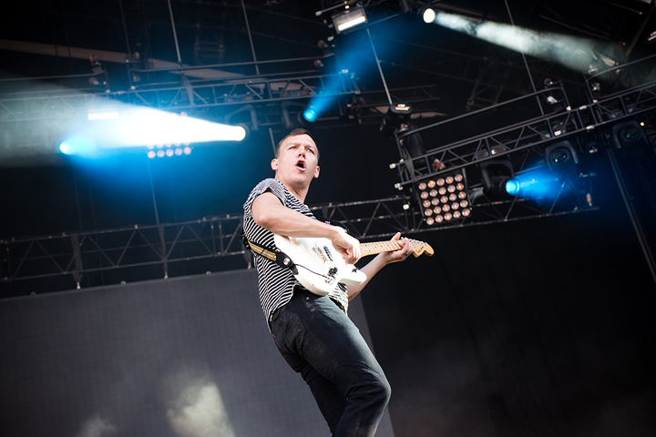 Cage The Elephant @ Mainsquare Festival 2017, picture 5, photographed by Magali Decamps - FrontView Magazine