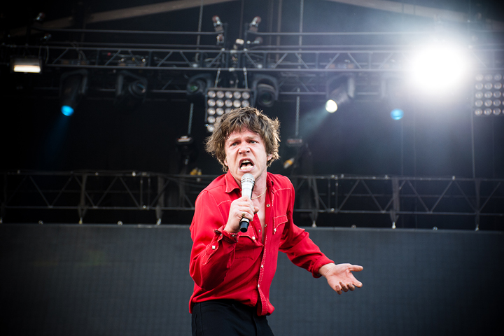 Cage The Elephant @ Mainsquare Festival 2017, picture 8, photographed by Magali Decamps - FrontView Magazine