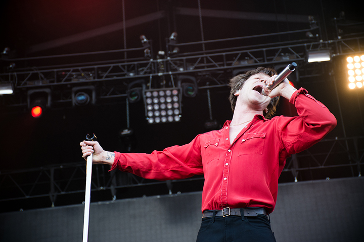 Cage The Elephant @ Mainsquare Festival 2017, picture 9, photographed by Magali Decamps - FrontView Magazine