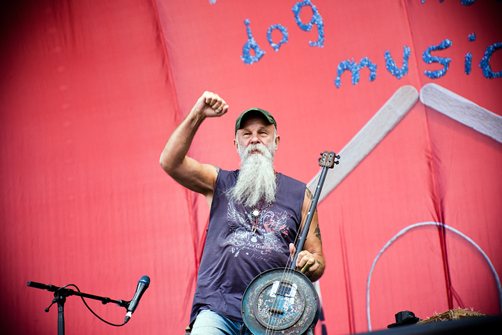 Seasick Steve @ Mainsquare Festival 2017, picture 5, photographed by Magali Decamps - FrontView Magazine