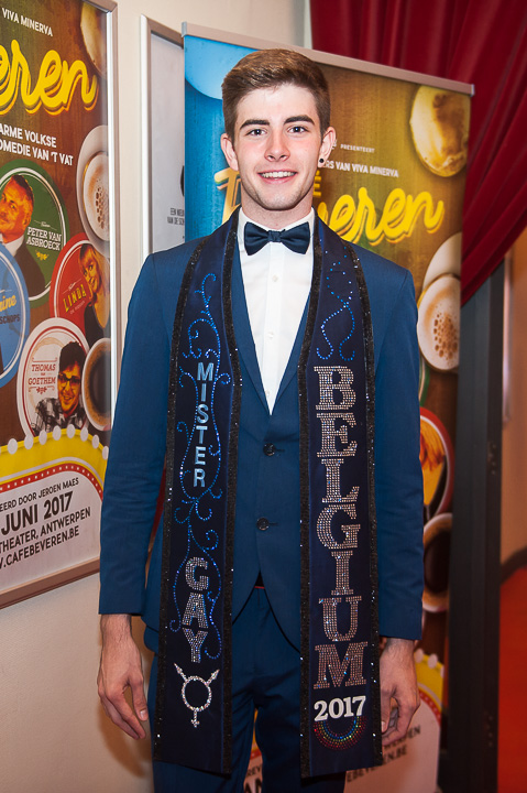 Première Café Beveren @ Rode zaal Fakkeltheater, foto 4, foto's door Goele Bormans - FrontView Magazine