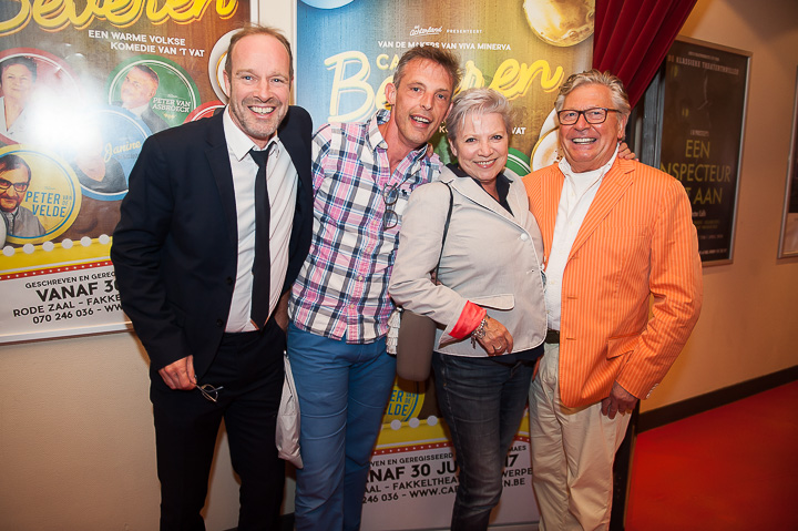 Première Café Beveren @ Rode zaal Fakkeltheater, foto 11, foto's door Goele Bormans - FrontView Magazine