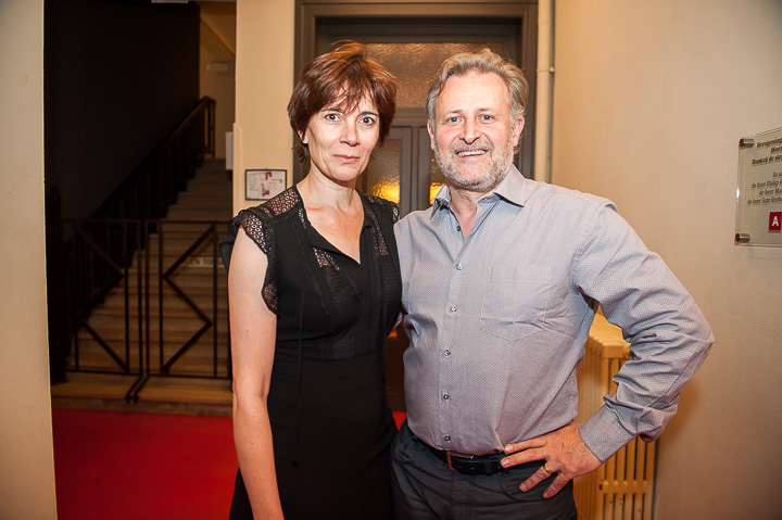 Première Café Beveren @ Rode zaal Fakkeltheater, foto 21, foto's door Goele Bormans - FrontView Magazine
