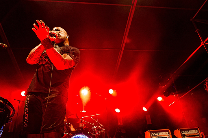 Sepultura @ Antwerp Metal Fest 2017, picture 18, photographed by Edwin Houdevelt - FrontView Magazine