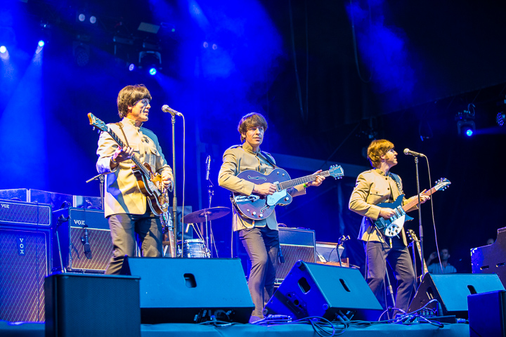 The Bootleg Beatles @ Beleuvenissen, picture 1, photographed by Kurt Jacobs - FrontView Magazine