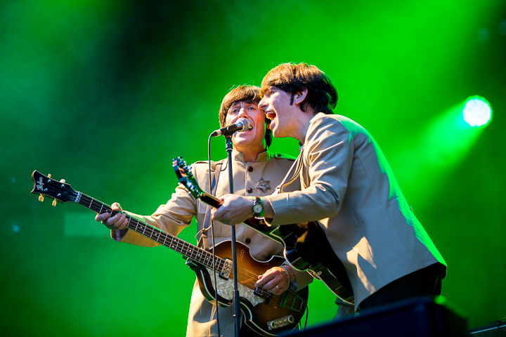 The Bootleg Beatles @ Beleuvenissen, picture 7, photographed by Kurt Jacobs - FrontView Magazine