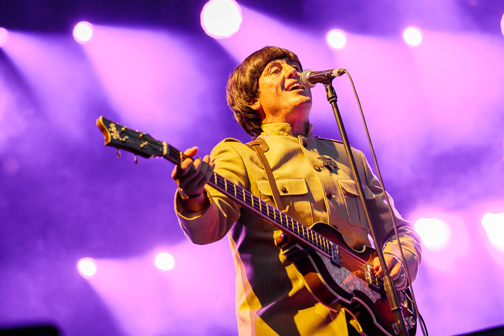 The Bootleg Beatles @ Beleuvenissen, picture 11, photographed by Kurt Jacobs - FrontView Magazine