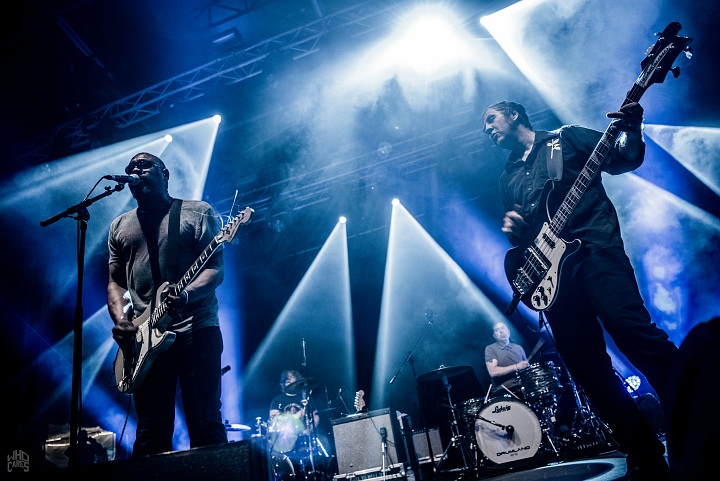 The Dirtbombs @ Sjock, picture 5, photographed by Luc Luyten - FrontView Magazine