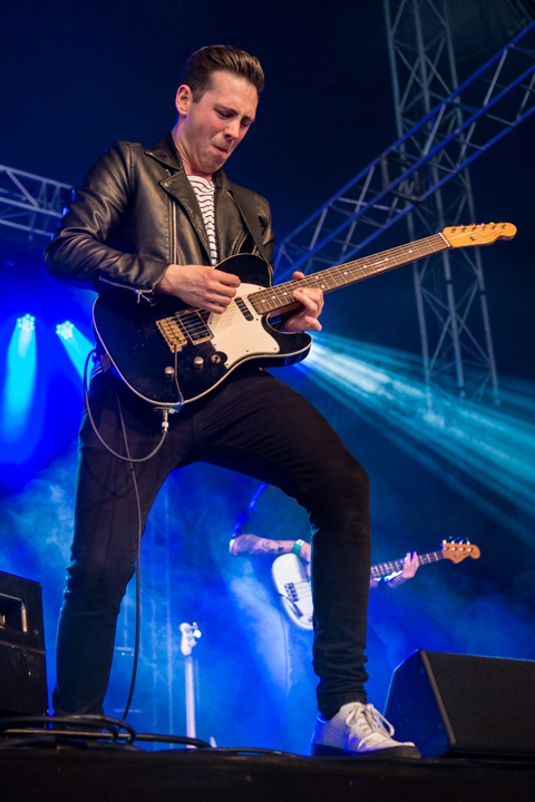 Laurence Jones @ Bospop, foto 9, foto's door Erwin Evrard - FrontView Magazine