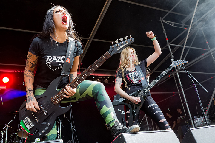 Nervosa @ Antwerp Metal Fest 2017, foto 1, foto's door Edwin Houdevelt - FrontView Magazine