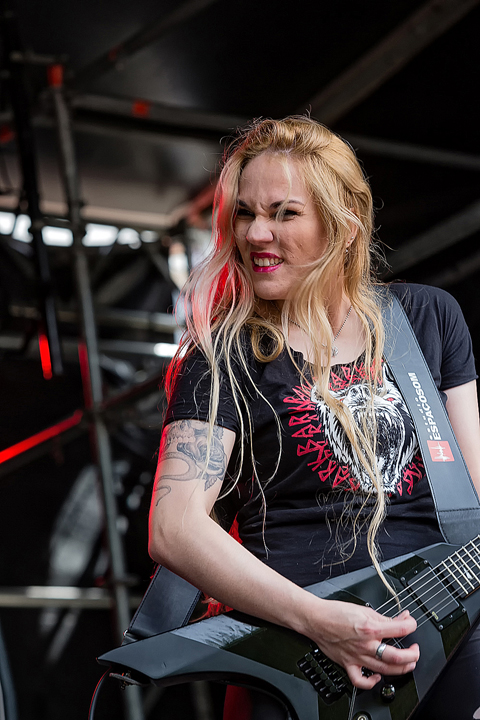 Nervosa @ Antwerp Metal Fest 2017, foto 16, foto's door Edwin Houdevelt - FrontView Magazine