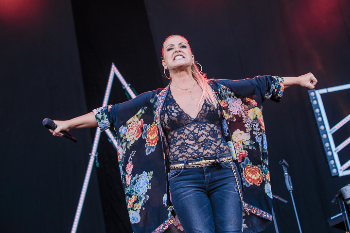 Anastacia @ Bospop 2017, foto 10, foto's door Dorien Goetschalckx - FrontView Magazine