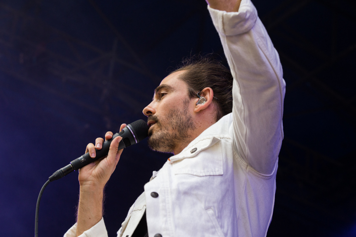 Local Natives @ Cactusfestival, picture 9, photographed by Dieter  Boone - FrontView Magazine