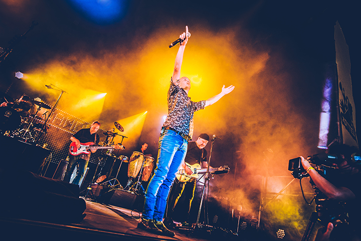 Stan Van Samang @ Rock Zottegem 2017, picture 8, photographed by Elke Briers - FrontView Magazine