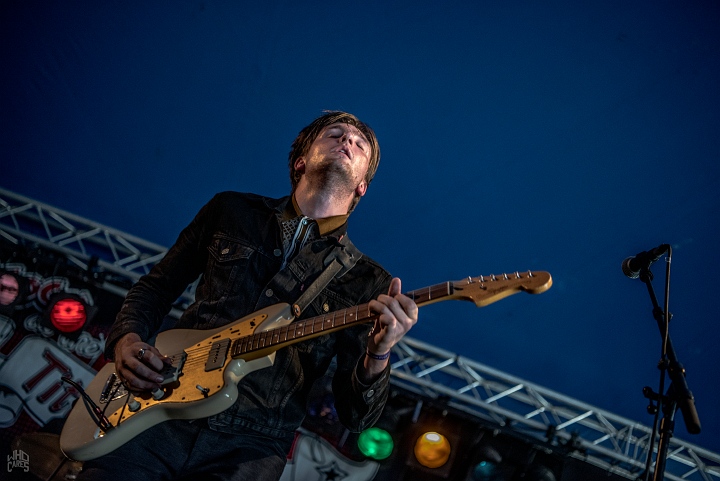 The Howlin' Jaws @ Sjock, picture 7, photographed by Luc Luyten - FrontView Magazine