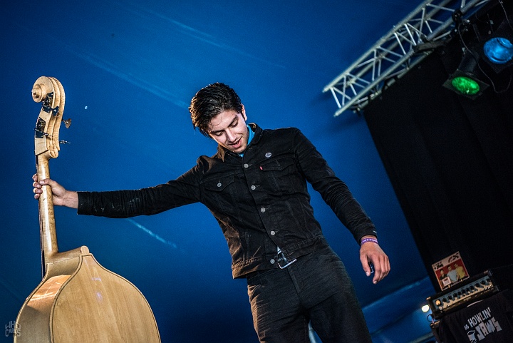 The Howlin' Jaws @ Sjock, picture 9, photographed by Luc Luyten - FrontView Magazine