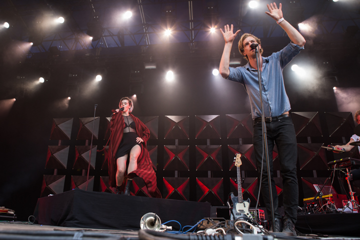 Warhaus @ Cactusfestival, picture 13, photographed by Dieter  Boone - FrontView Magazine
