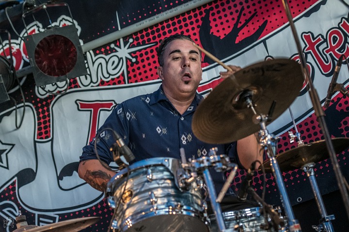 Roy Dee and the Spitfires @ Sjock, picture 5, photographed by Luc Luyten - FrontView Magazine