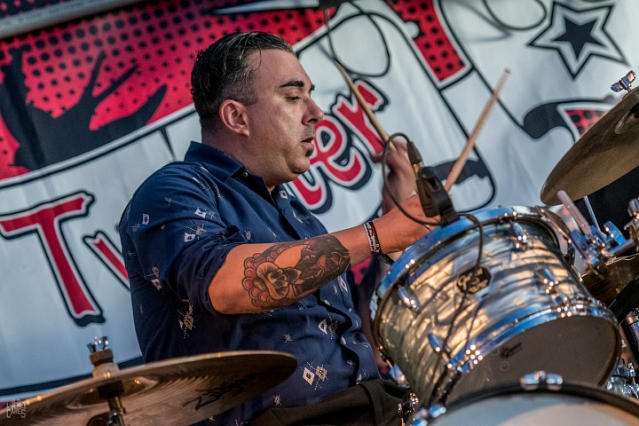 Roy Dee and the Spitfires @ Sjock, picture 8, photographed by Luc Luyten - FrontView Magazine