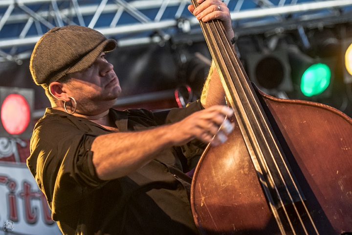 Roy Dee and the Spitfires @ Sjock, picture 10, photographed by Luc Luyten - FrontView Magazine