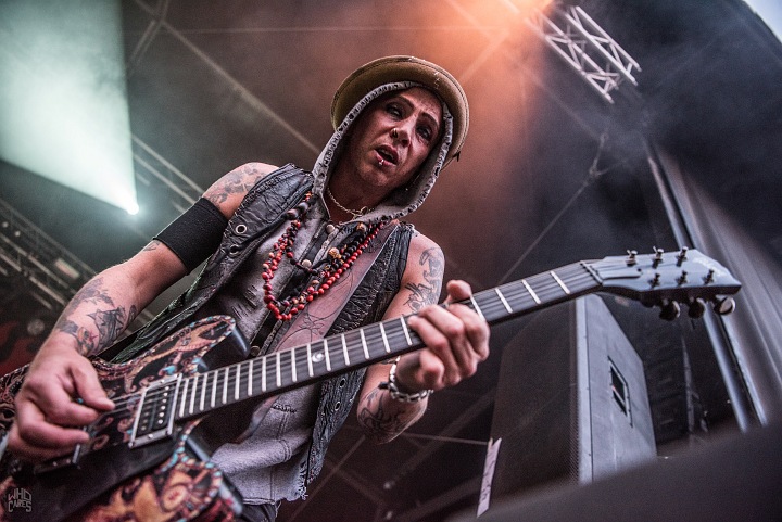 The Hellacopters @ Sjock, picture 6, photographed by Luc Luyten - FrontView Magazine