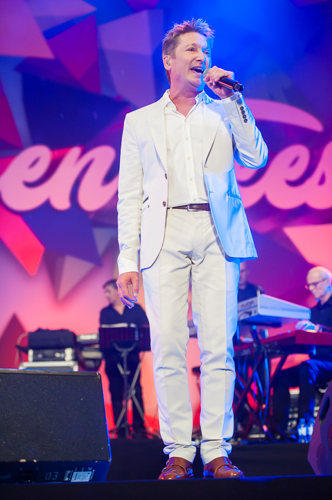 Bart Kaëll @ Vlaanderen Feest! Antwerpen, picture 17, photographed by Dimitri Vanlommel - FrontView Magazine