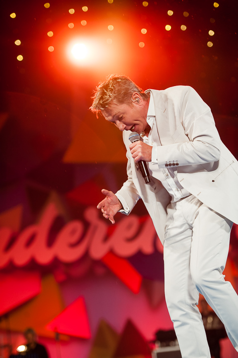 Bart Kaëll @ Vlaanderen Feest! Antwerpen, picture 29, photographed by Dimitri Vanlommel - FrontView Magazine