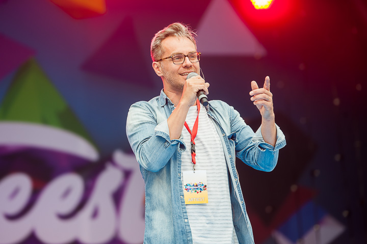 Repetities Vlaanderen Feest 2017 @ Grote Markt Antwerpen, foto 85, foto's door Goele Bormans - FrontView Magazine