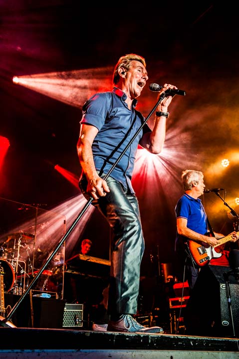 Soulsister @ Lommel leeft, foto 18, foto's door Gert Daemen - FrontView Magazine