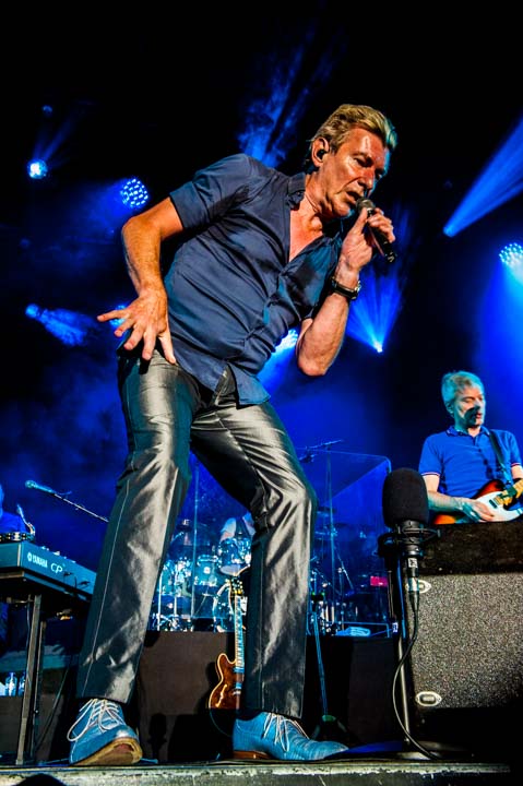 Soulsister @ Lommel leeft, foto 22, foto's door Gert Daemen - FrontView Magazine