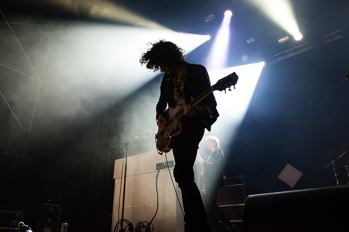 Temples @ Dour Festival 2017, picture 2, photographed by Magali Decamps - FrontView Magazine