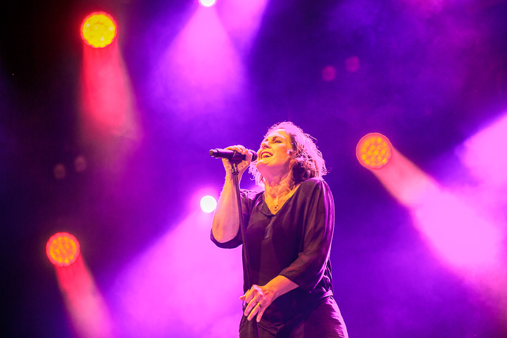 Alison Moyet @ Beleuvenissen, picture 3, photographed by Kurt Jacobs - FrontView Magazine