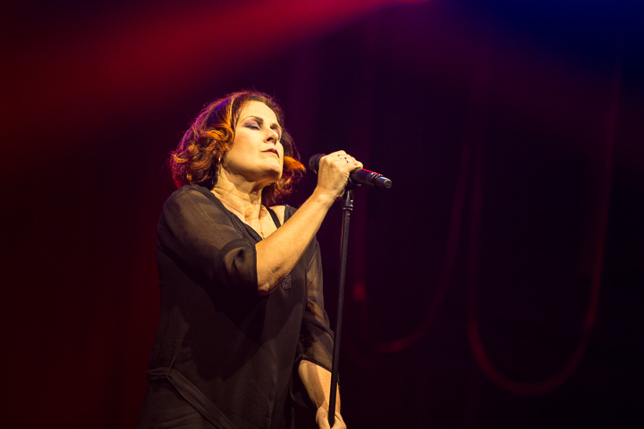 Alison Moyet @ Beleuvenissen, picture 4, photographed by Kurt Jacobs - FrontView Magazine