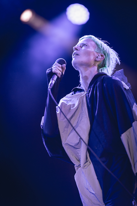 Jenny Hval @ Gent Jazz 2017, picture 2, photographed by Jan van Hecke - FrontView Magazine
