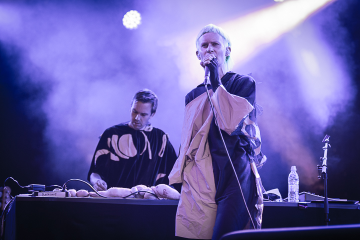Jenny Hval @ Gent Jazz 2017, picture 4, photographed by Jan van Hecke - FrontView Magazine