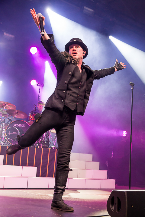 Les Truttes @ OLT Rivierenhof, picture 18, photographed by Marc Verdonck - FrontView Magazine