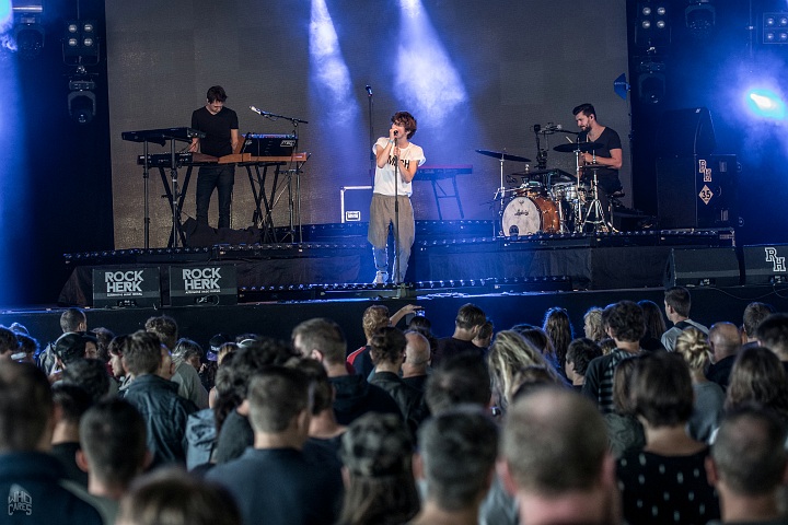 Tout va Bien @ Rock Herk, picture 17, photographed by Luc Luyten - FrontView Magazine