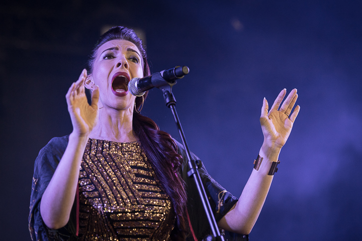 Chrysta Bell @ Gent Jazz 2017, picture 3, photographed by Jan van Hecke - FrontView Magazine
