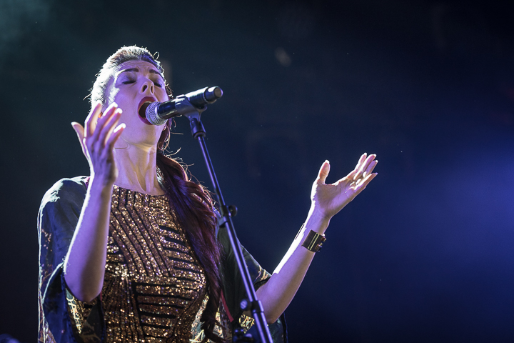 Chrysta Bell @ Gent Jazz 2017, picture 4, photographed by Jan van Hecke - FrontView Magazine