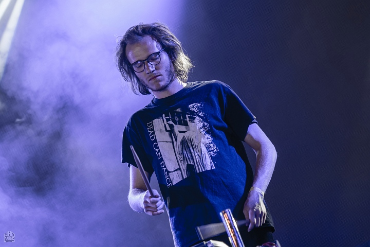 Whispering Sons @ Rock Herk, picture 12, photographed by Luc Luyten - FrontView Magazine